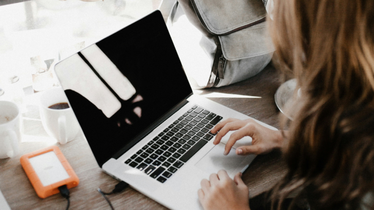 b6de83adf7bea2edef8d38d8ab72ca14